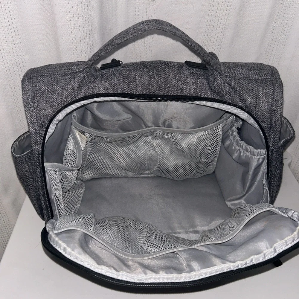 JuJuBe‎ Limited Edition Classical Convertible Diaper Bag - Graphite